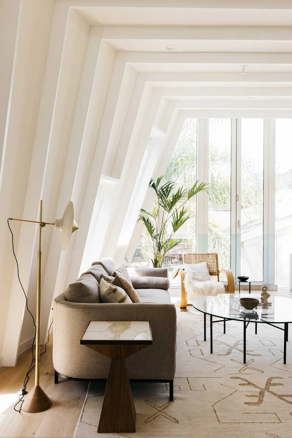  Carlton Drive Los Angeles  ROM Residential
