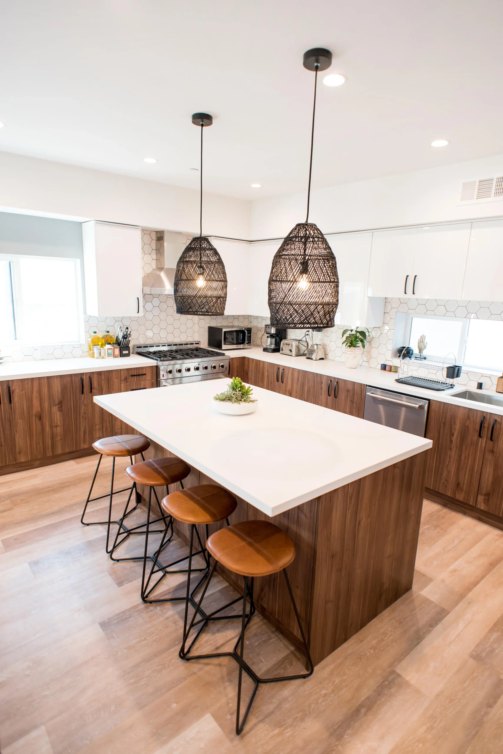  Harvard Property  ROM Residential Properties