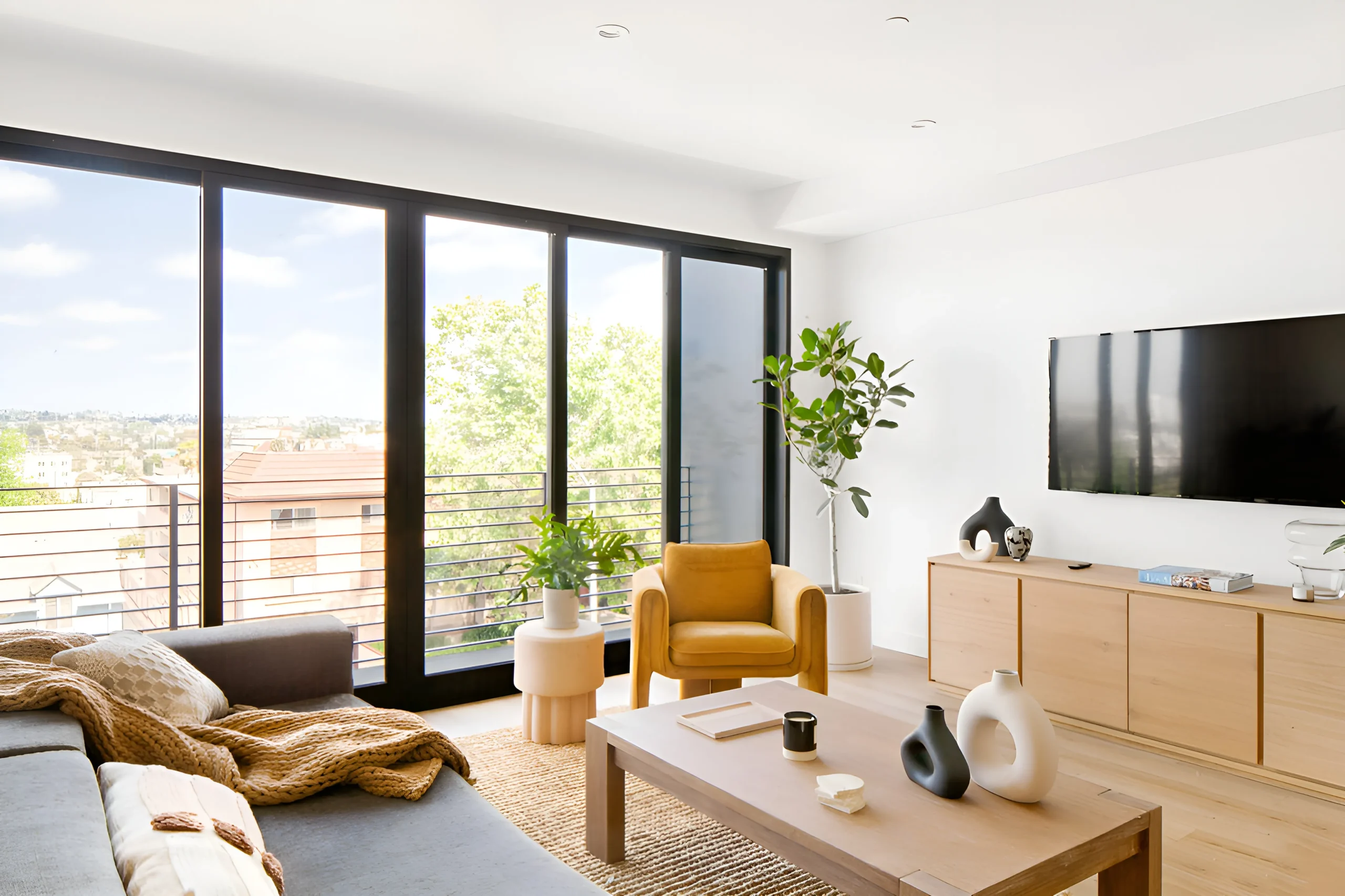 Mariposa Avenue   ROM Residential Property Management Los Angeles