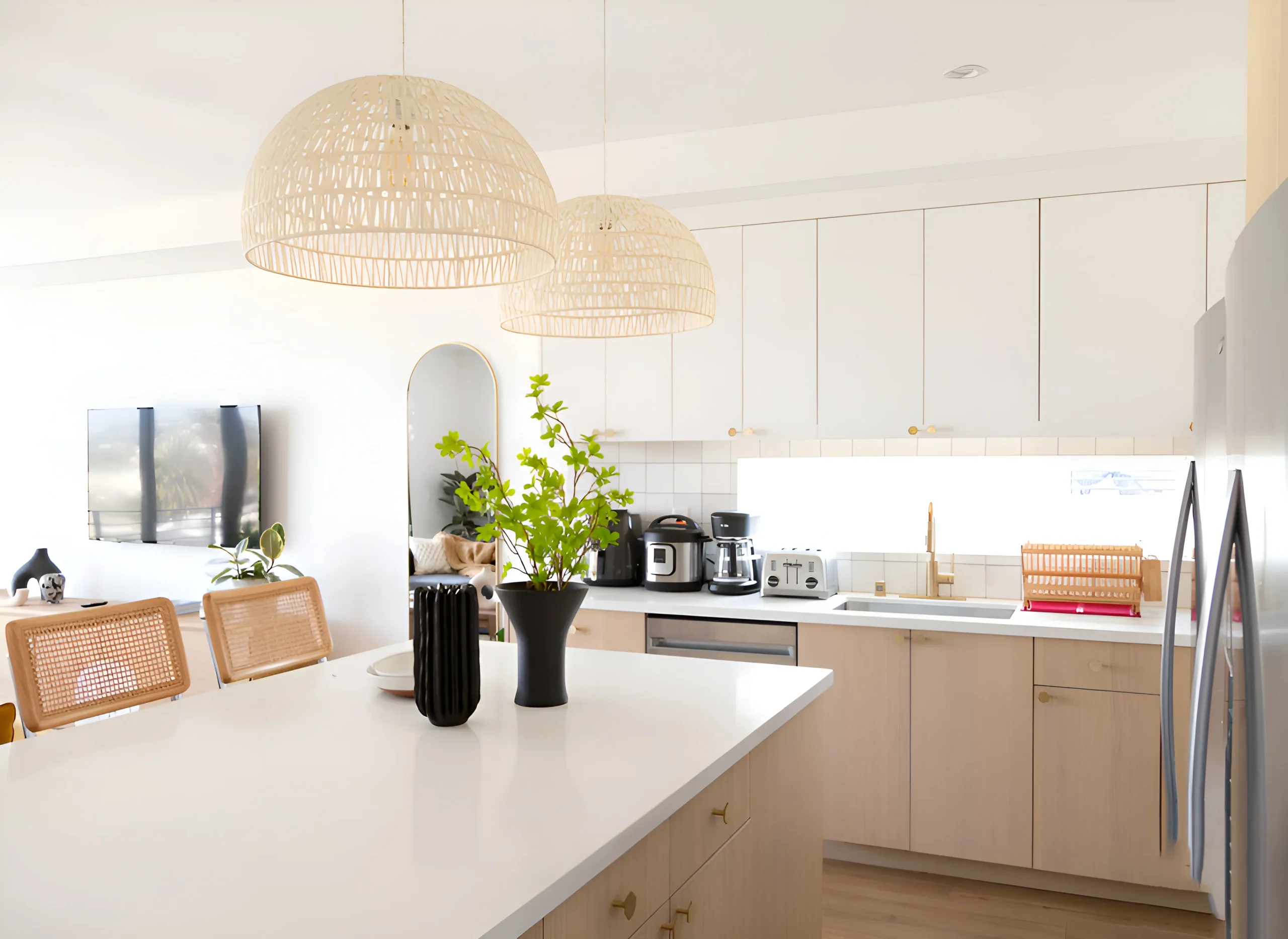 Mariposa Avenue   ROM Residential Properties